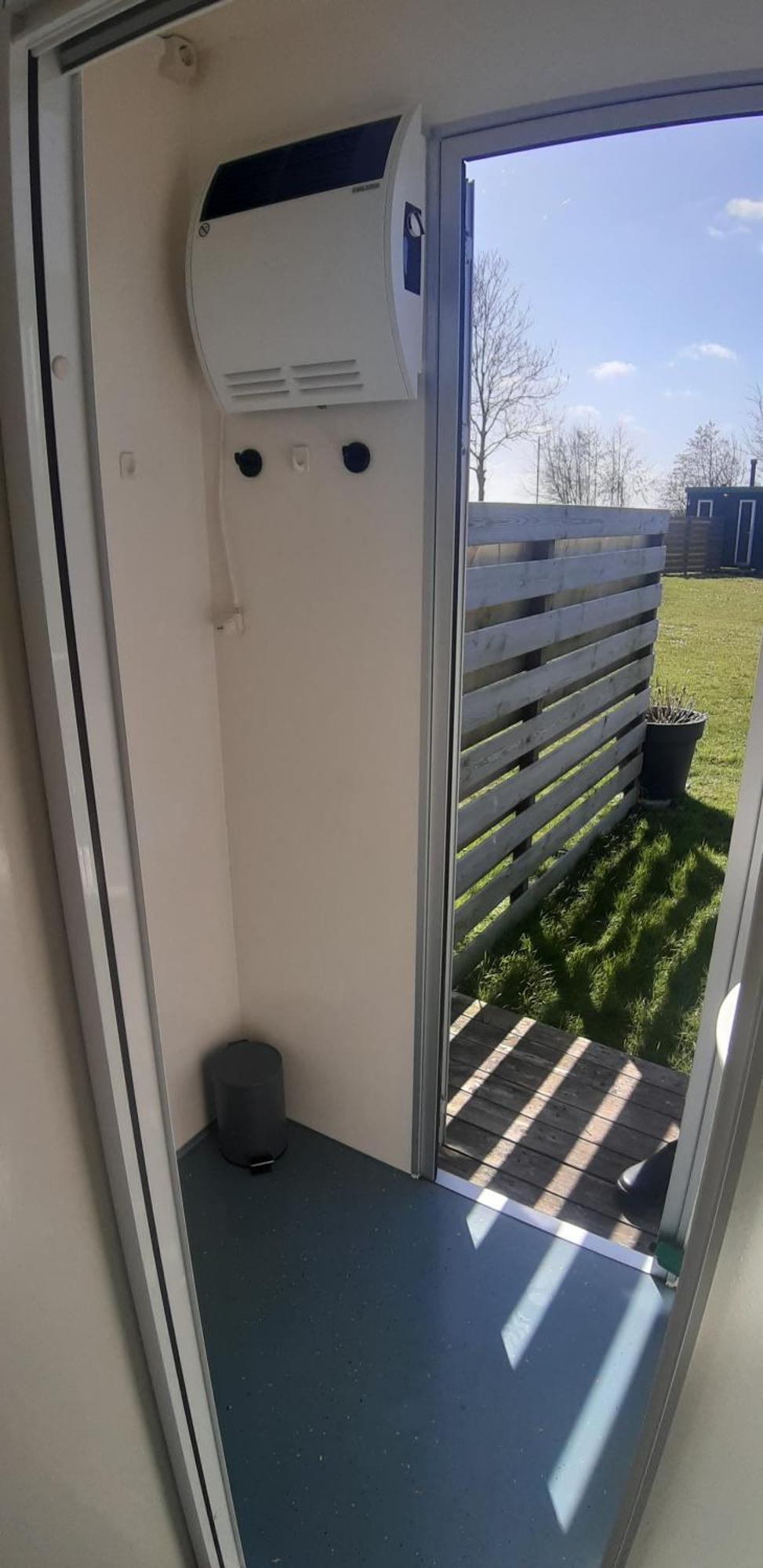 Camping De Tulpenweide Lege Kampeerplaats, Lege Plaats Op Het Gras Zonder Bed Breezand Esterno foto